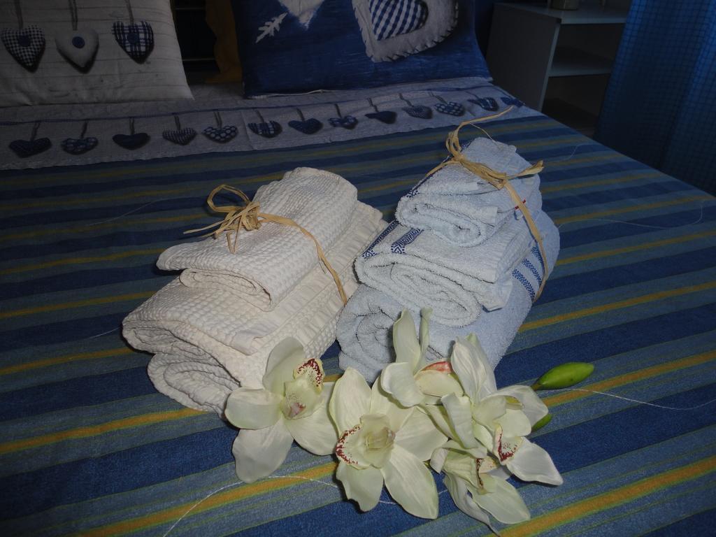 Hotel Travel And Living Trani Zewnętrze zdjęcie