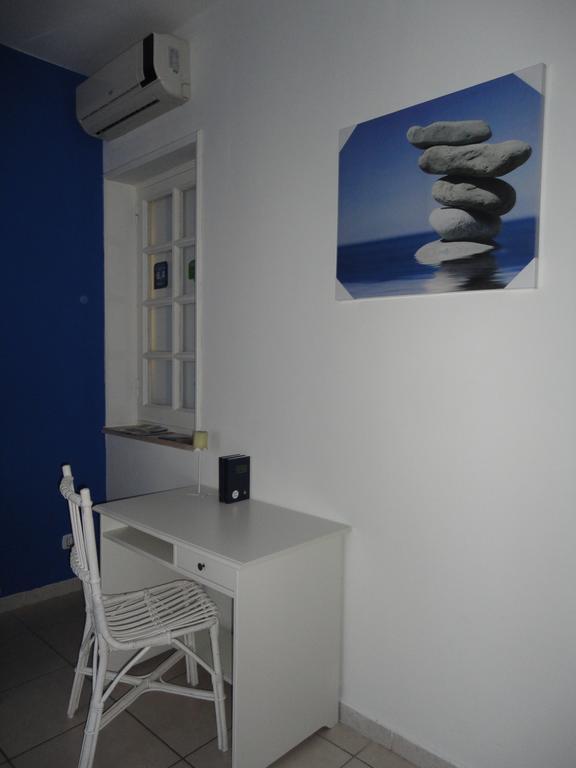 Hotel Travel And Living Trani Zewnętrze zdjęcie